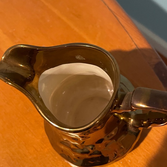 Elegant Gold English Pitcher by Wade - Picture 2 of 4